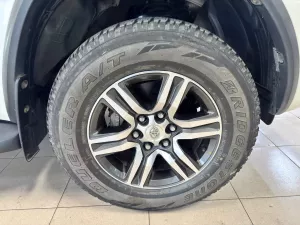 Toyota Fortuner Fortuner 2.4G AT 2020