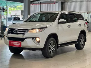 Toyota Fortuner 2.4G AT 2020