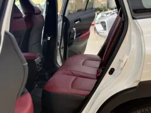 Toyota Corolla Cross Cross 1.8V AT 2024 - Cần bán xe Toyota Corolla Cross 1.8V AT đời 2024, màu trắng, nhập khẩu chính hãng, 790 triệu