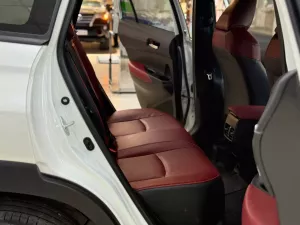 Toyota Corolla Cross Cross 1.8V AT 2024 - Cần bán xe Toyota Corolla Cross 1.8V AT đời 2024, màu trắng, nhập khẩu chính hãng, 790 triệu