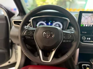 Toyota Corolla Cross Cross 1.8V AT 2024 - Cần bán xe Toyota Corolla Cross 1.8V AT đời 2024, màu trắng, nhập khẩu chính hãng, 790 triệu