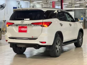 Toyota Fortuner 2.4G AT 2020