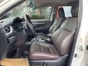 Toyota Fortuner 2.7V AT 4x2 2018