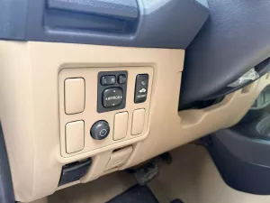 Toyota Fortuner 2.7V AT 4x2 2014