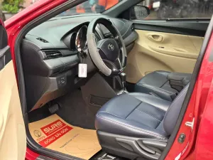 Toyota Yaris Yaris 1.3 E 2015 2015