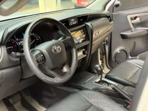 Toyota Fortuner 2.4G AT 2022