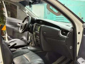 Toyota Fortuner 2.4G AT 2022