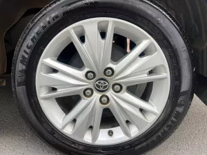 Toyota Innova Innova 2.0V 2017 - Cần bán Toyota Innova 2.0V năm 2017