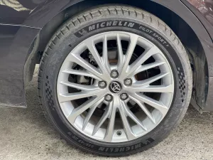 Toyota Camry CAMRY 2.5Q 2019 - Bán xe Toyota Camry 2.5Q đời 2019, màu nâu, giá tốt