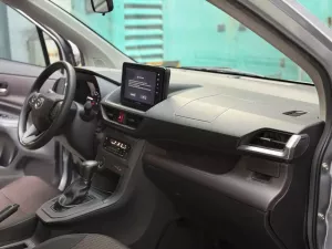 Toyota Avanza 1.5AT 2024