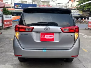 Toyota Innova 2.0E 2022