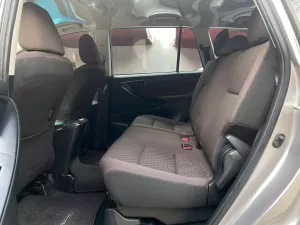 Toyota Innova 2.0E 2022