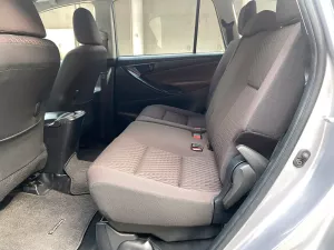 Toyota Innova 2.0E 2022