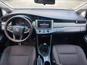 Toyota Innova 2.0E 2022