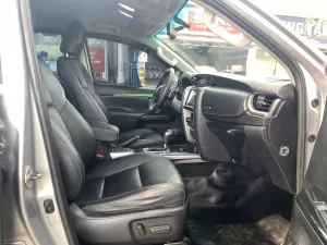 Toyota Fortuner 2.4G AT 2021