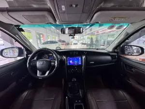 Toyota Fortuner 2.4G MT 2017