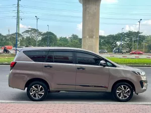 Toyota Innova 2.0E 2021