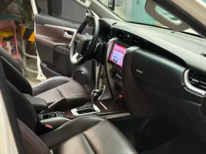 Toyota Fortuner 2.7V AT 2017