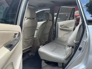 Toyota Innova 2.0E 2015