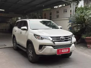 Toyota Fortuner Fortuner 2.7V AT 2017 - Bán xe Toyota Fortuner 2.7V AT sản xuất 2017