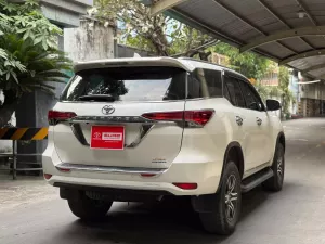 Toyota Fortuner Fortuner 2.7V AT 2017 - Bán xe Toyota Fortuner 2.7V AT sản xuất 2017
