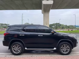 Toyota Fortuner Fortuner 2.7V AT 2022 - Bán ô tô Toyota Fortuner 2.7V AT sản xuất 2022, màu đen