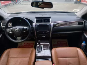 Toyota Camry CAMRY 2.5Q 2018 - Cần bán xe Toyota Camry 2.5Q đời 2018, màu trắng