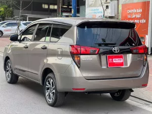 Toyota Innova INNOVA 2.0E MT 2021 - Bán ô tô Toyota Innova 2.0E MT đời 2021