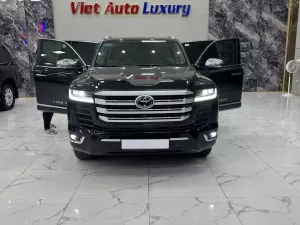 Toyota Land Cruiser LC300 2024 - Land Cruiser LC300 Sản Xuất 2024 Lướt 8 nghìn, Lên full Trung Đông chính hãng