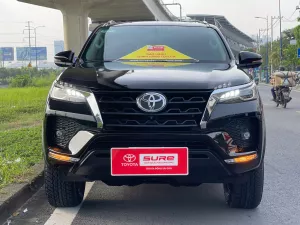 Toyota Fortuner 2.7V 2022