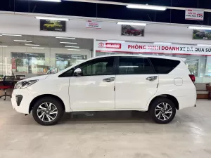 Toyota Innova 2.0E 2022 - Bán xe Toyota Innova 2.0E đời 2022, màu trắng