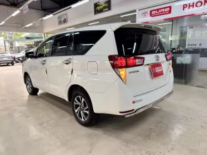Toyota Innova 2.0E 2022 - Bán xe Toyota Innova 2.0E đời 2022, màu trắng