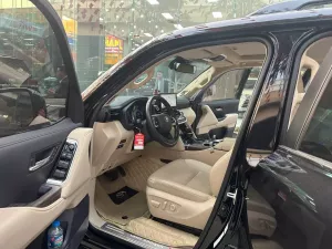 Toyota Land Cruiser LC300 2025 - LC300 2025 vừa đăng ký 15/1/2025 Xong xe lên full trung đông 