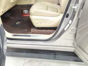 Toyota Land Cruiser LC300 2023 - Bán ô tô Toyota Land Cruiser LC300 sản xuất 2023 đi 1,3 v Km. Sơn zin cả xe 