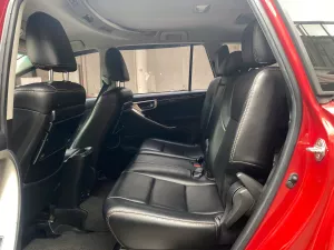 Toyota Innova Venturer 2019