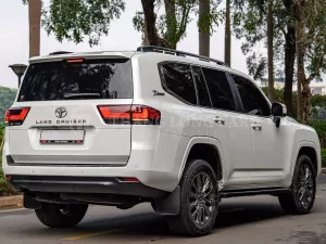 Toyota Land Cruiser 2022 - TOYOTA LAND CRUISER LC300 – TRẮNG/KEM ĐẲNG CẤP