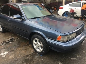 Toyota Camry LE LE 1990 - Cần bán Camry LE 1990 , số tay, hàng nhập USA, belt chạy