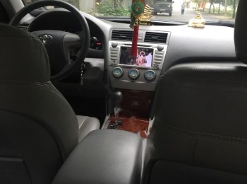 Toyota Camry LE 2008 - Cần bán gấp Toyota Camry LE đời 2008, màu đen, xe nhập, giá 700tr