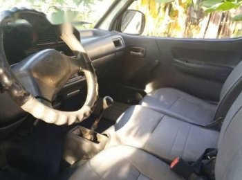 Toyota Hiace 2000 - Bán xe Toyota Hiace 2000, màu trắng