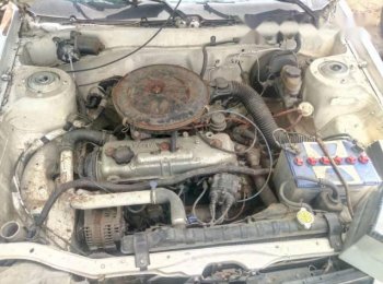 Toyota Corolla Altis 1983 - Bán Toyota Corolla altis năm 1983, màu trắng