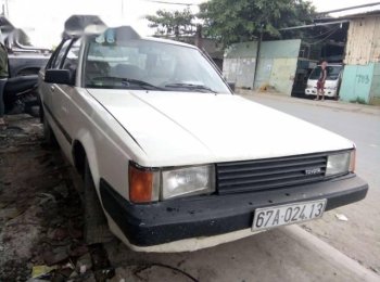 Toyota Carina 1982 - Bán xe Toyota Carina năm 1982, màu trắng, 35 triệu