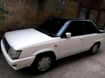 Toyota Corolla Altis 1995 - Cần bán xe Toyota Corolla altis đời 1995, màu trắng