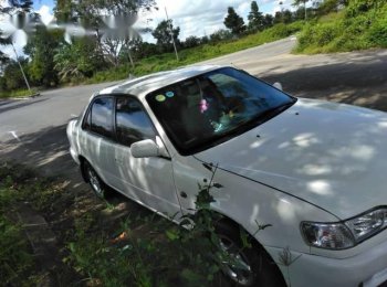 Toyota Corolla   2001 - Bán xe Toyota Corolla đời 2001, màu trắng