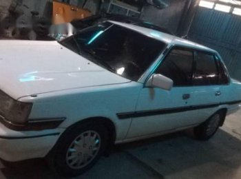 Toyota Corolla Altis 1985 - Bán xe Toyota Corolla altis đời 1985, màu trắng, giá 40tr