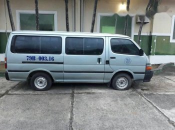 Toyota Hiace 1995 - Cần bán Toyota Hiace đời 1995, màu xanh
