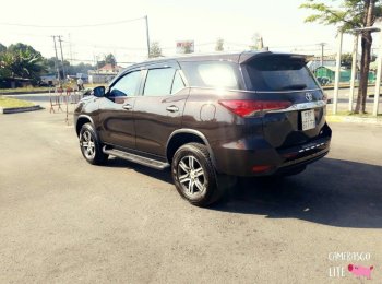 Toyota 4 Runner 2017 - Bán ô tô Toyota Fortuner 2.7 AT 2017, nhập khẩu nguyên chiếc
