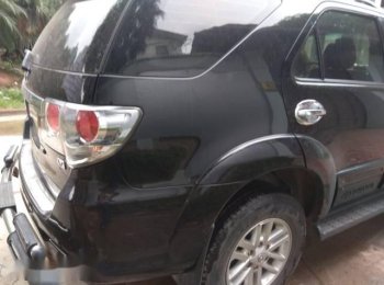 Toyota Fortuner 2012 - Bán ô tô Toyota Fortuner 2012, màu đen 