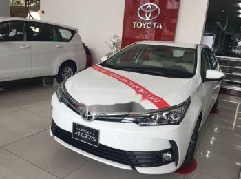 Toyota Corolla Altis 2018 - Bán Toyota Corolla altis năm sản xuất 2018, màu trắng