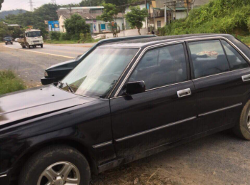 Toyota Crown 1988 - Bán ô tô Toyota Crown đời 1988, giá tốt nhập khẩu