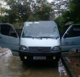 Toyota Hiace   2001 - Cần bán xe Toyota Hiace 2001, màu bạc